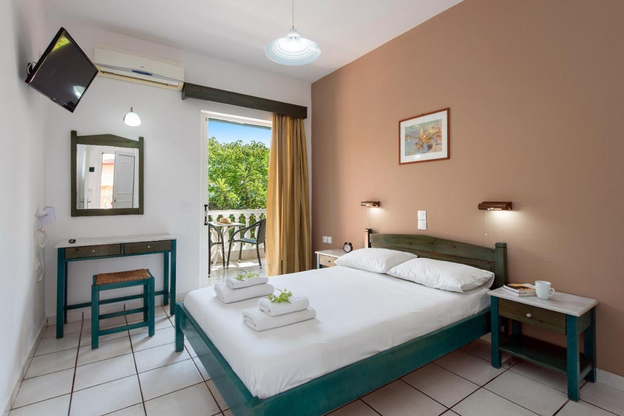 Eriva Hotel Ахарави Экстерьер фото