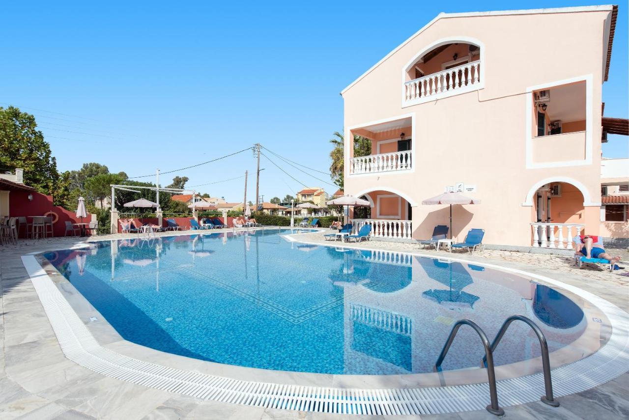Eriva Hotel Ахарави Экстерьер фото